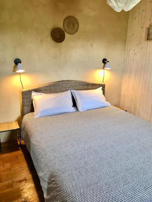 « Le Vieux Hangar » Gite A La Ferme Truffe Kültér fotó
