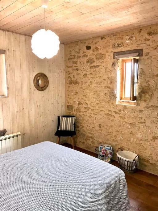 « Le Vieux Hangar » Gite A La Ferme Truffe Kültér fotó